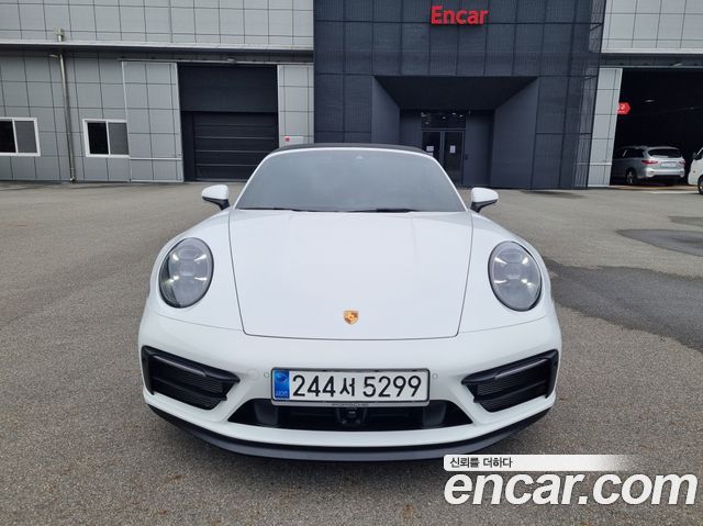 Porsche 911 2024 — photo 6