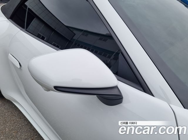 Porsche 911 2024 — photo 8