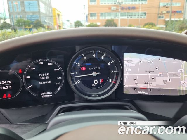 Porsche 911 2024 — photo 15