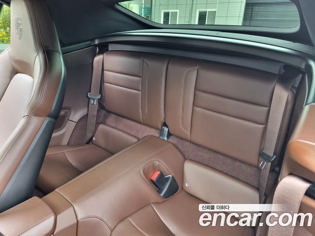 Porsche 911 2024 — photo 17