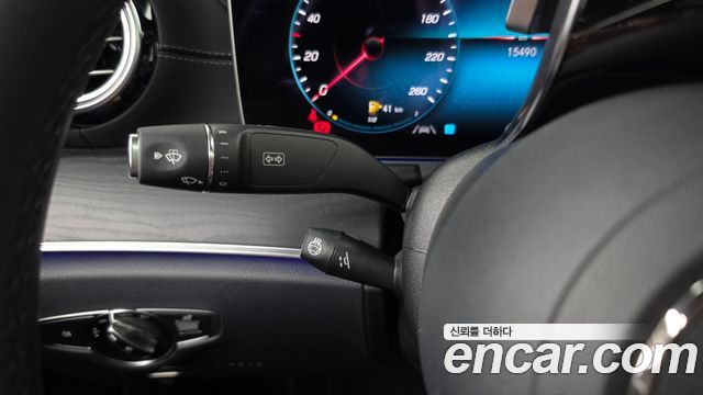 Mercedes-Benz E-Class 2023 — photo 28