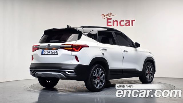 Kia Seltos 2021 — photo 2