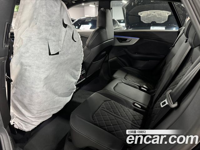 Audi Q8 2026 — photo 6