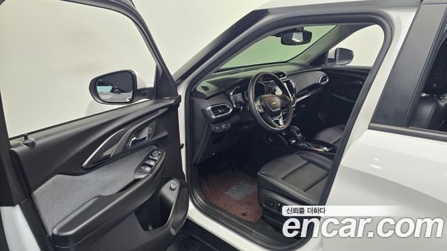Chevrolet Korea Trailblazer 2023 — photo 17