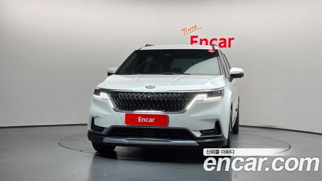 Kia Canival 2021 — photo 3