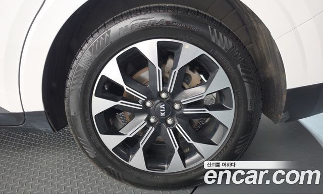 Kia Canival 2021 — photo 7
