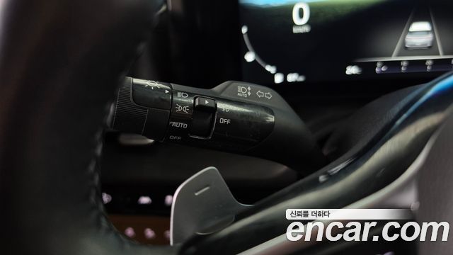 Kia Canival 2021 — photo 27