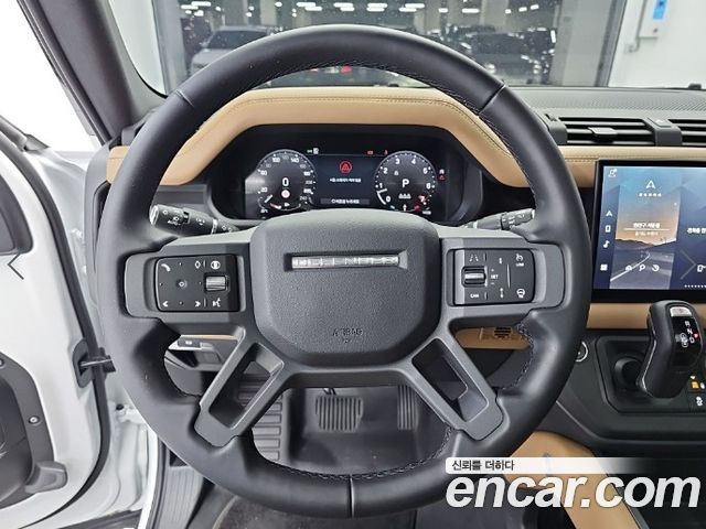 Land Rover Defender 2025 — photo 9