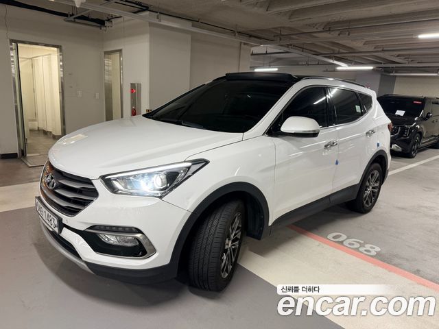Hyundai Santafe 2018 — photo 1