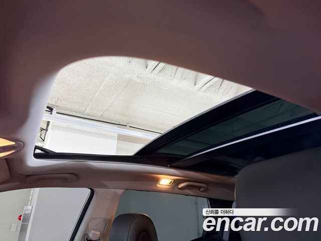 Hyundai Santafe 2018 — photo 11