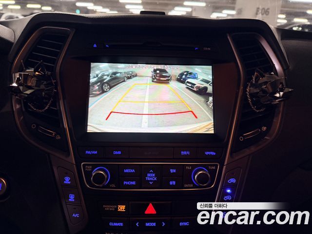 Hyundai Santafe 2018 — photo 13