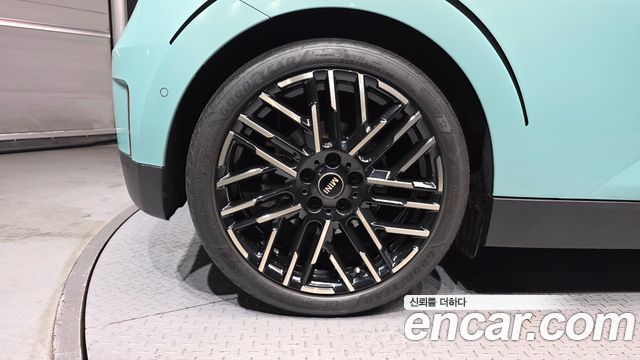 Mini Cooper 2024 — photo 5