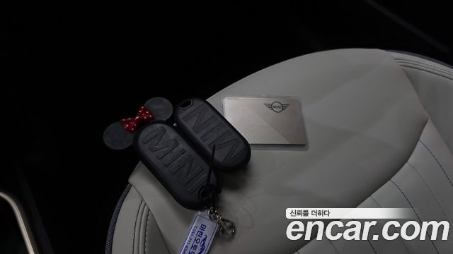 Mini Cooper 2024 — photo 25