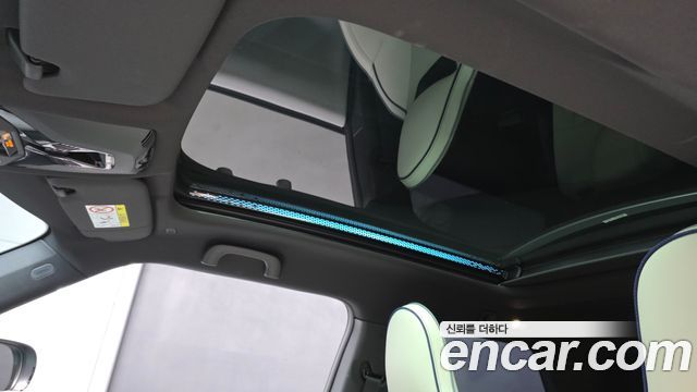 Mini Cooper 2024 — photo 29