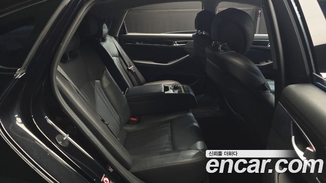 Genesis G80 2020 — photo 17