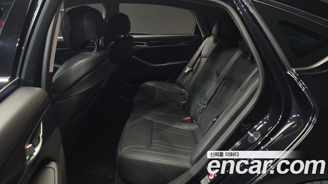 Genesis G80 2020 — photo 18