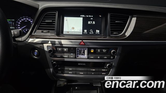 Genesis G80 2020 — photo 20