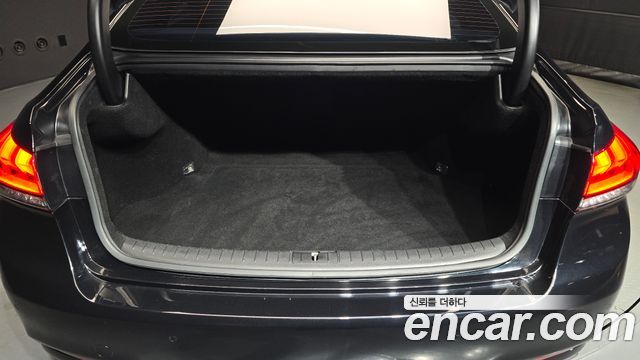 Genesis G80 2020 — photo 27