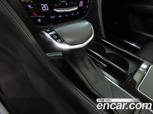 Cadillac CT6 2018 — photo 11