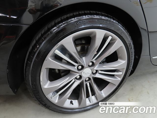 Cadillac CT6 2018 — photo 20