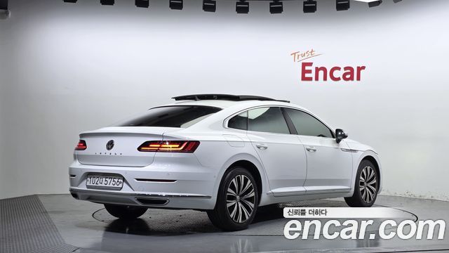 Volkswagen Arteon 2019 — photo 2