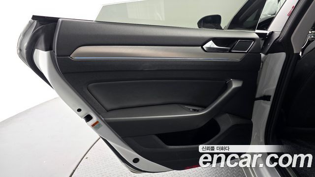 Volkswagen Arteon 2019 — photo 15