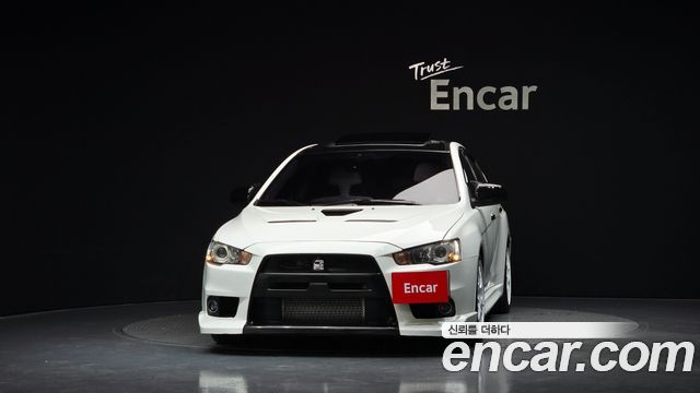 Mitsubishi Lancer Evolution 2012 — photo 3