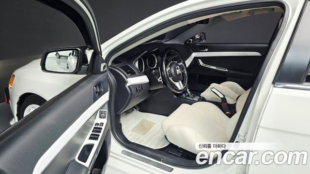Mitsubishi Lancer Evolution 2012 — photo 10