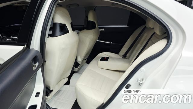 Mitsubishi Lancer Evolution 2012 — photo 11