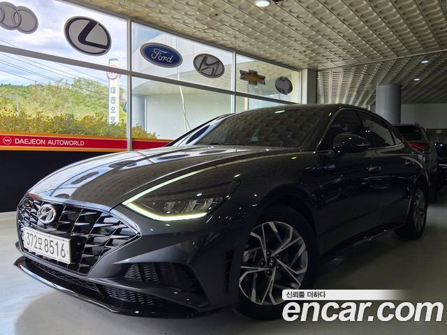 Hyundai Sonata 2023 — photo 1