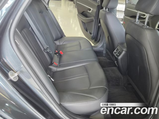 Hyundai Sonata 2023 — photo 10