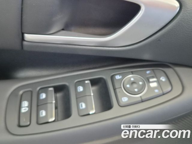 Hyundai Sonata 2023 — photo 17