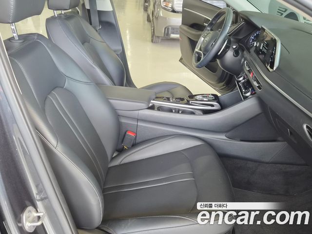 Hyundai Sonata 2023 — photo 20