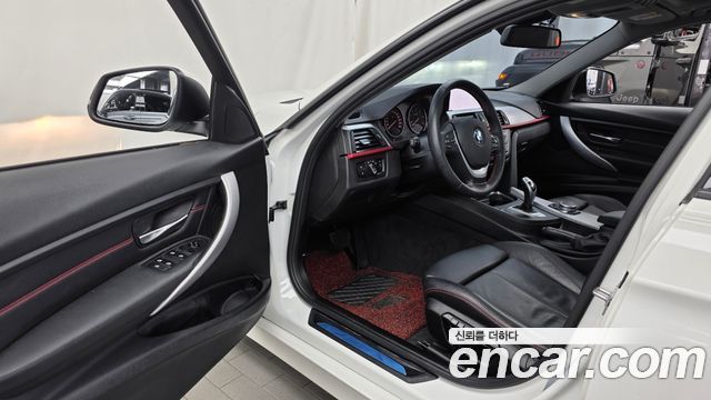 BMW 3-Series 2015 — photo 10