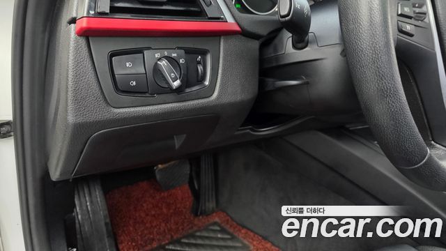 BMW 3-Series 2015 — photo 18