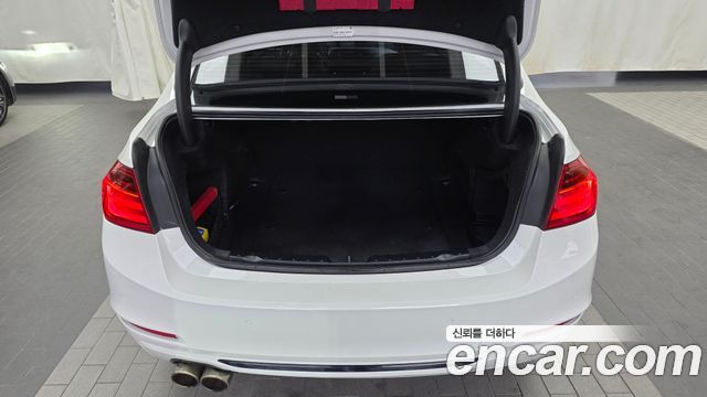BMW 3-Series 2015 — photo 20