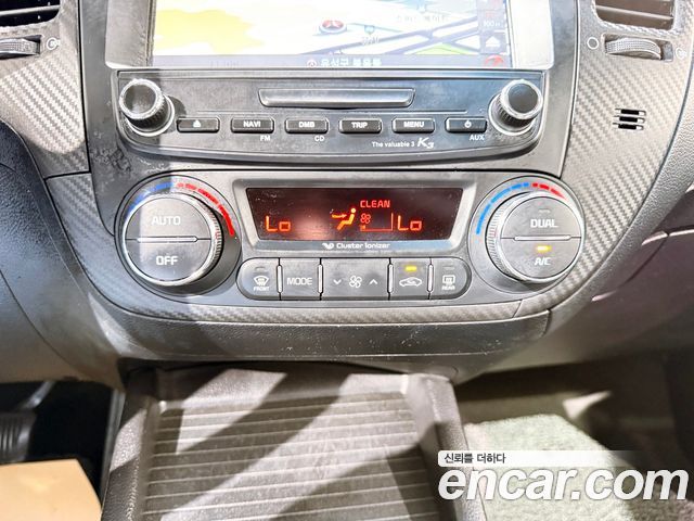 Kia K3 2013 — photo 11