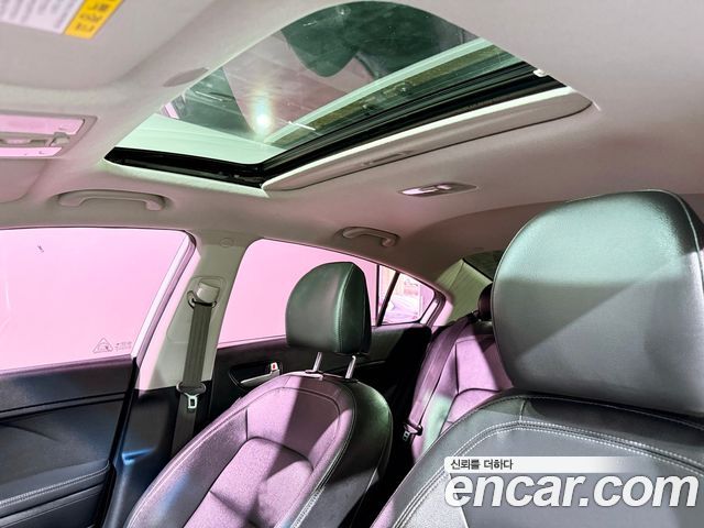 Kia K3 2013 — photo 17