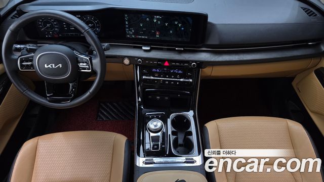 Kia Canival 2023 — photo 10
