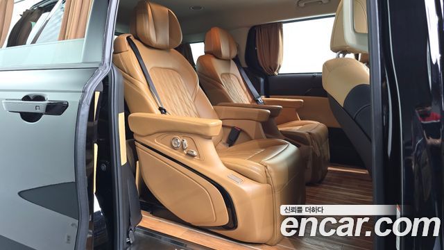 Kia Canival 2023 — photo 18
