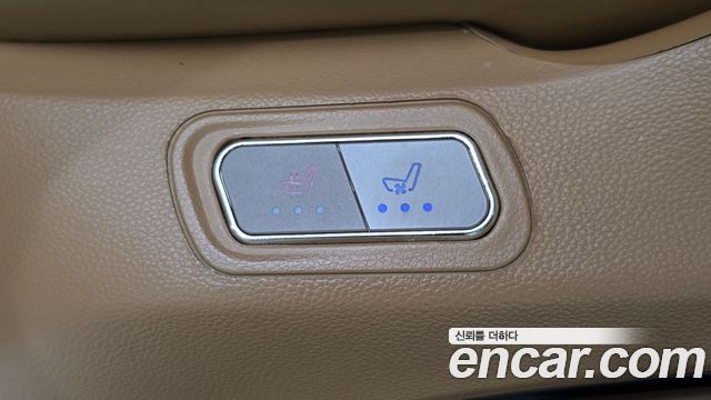 Kia Canival 2023 — photo 25