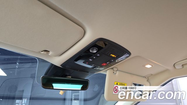 Kia Canival 2023 — photo 29