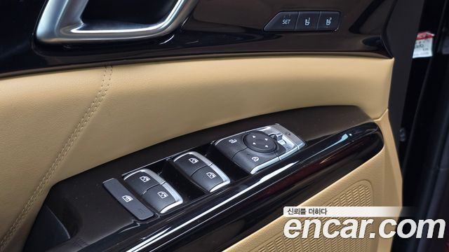 Kia Canival 2023 — photo 38