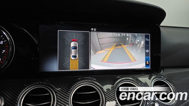 Mercedes-Benz E-Class 2019 — photo 20