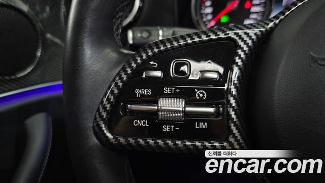 Mercedes-Benz E-Class 2019 — photo 23