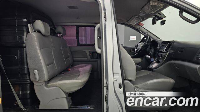 Hyundai Starex 2016 — photo 12