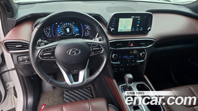 Hyundai Santafe 2019 — photo 13