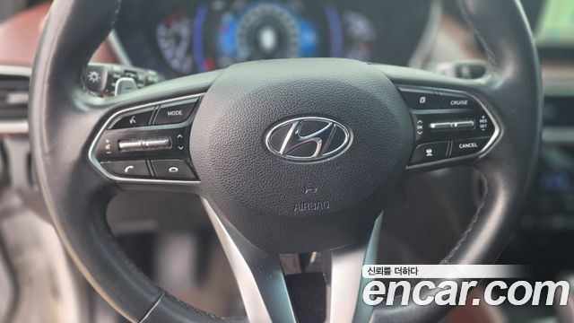 Hyundai Santafe 2019 — photo 14