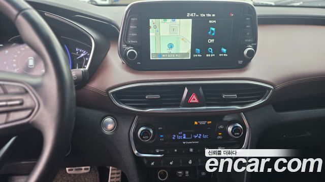 Hyundai Santafe 2019 — photo 17