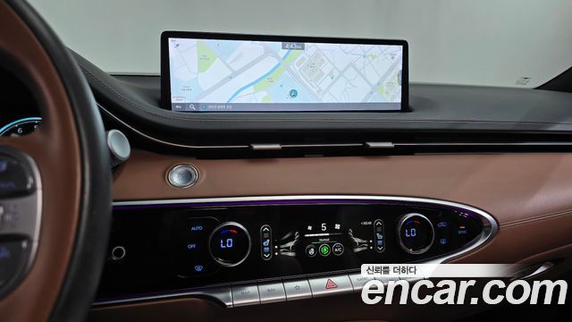 Genesis GV70 2021 — photo 18